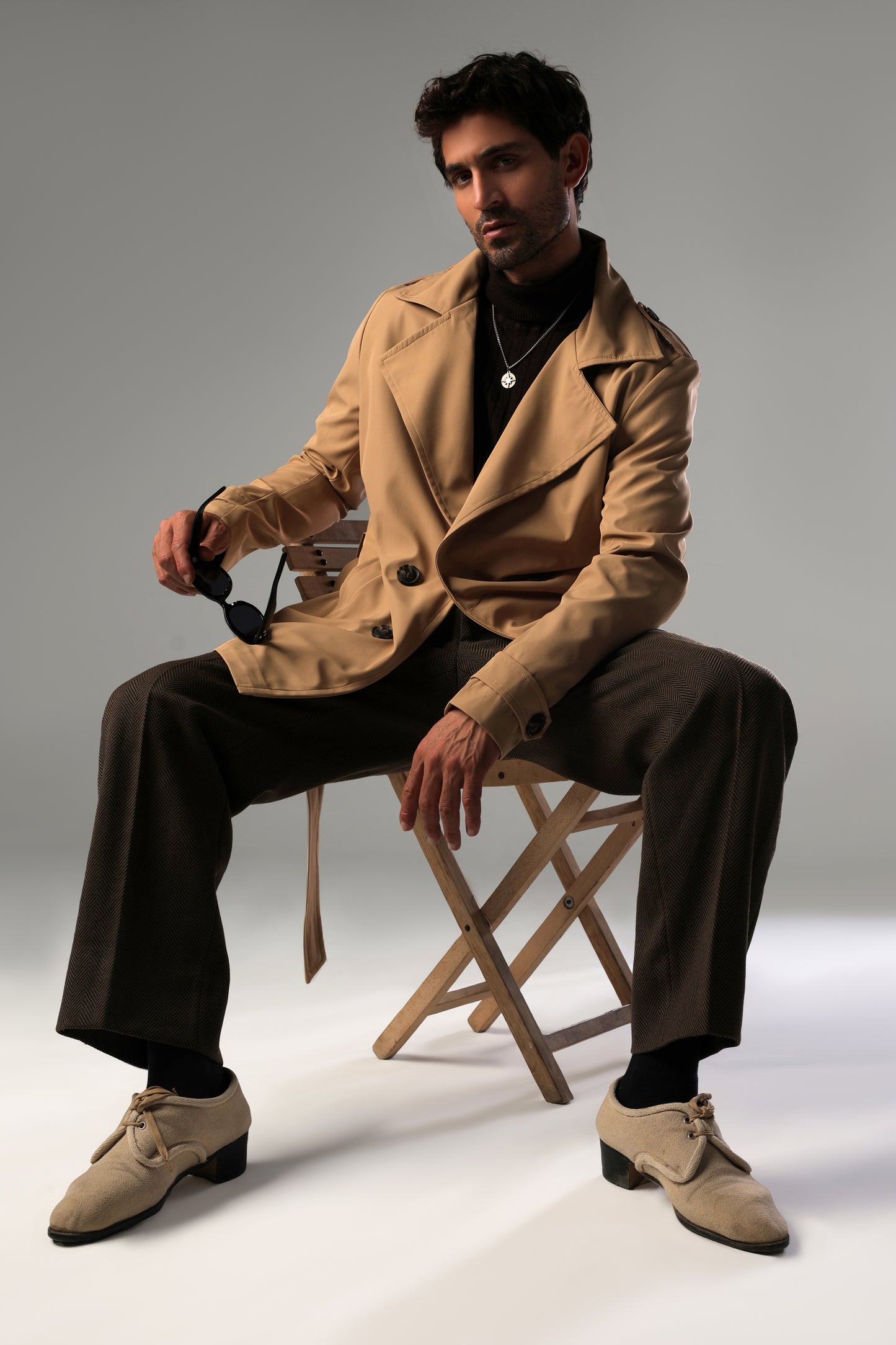 The Regent Trench - Khaki