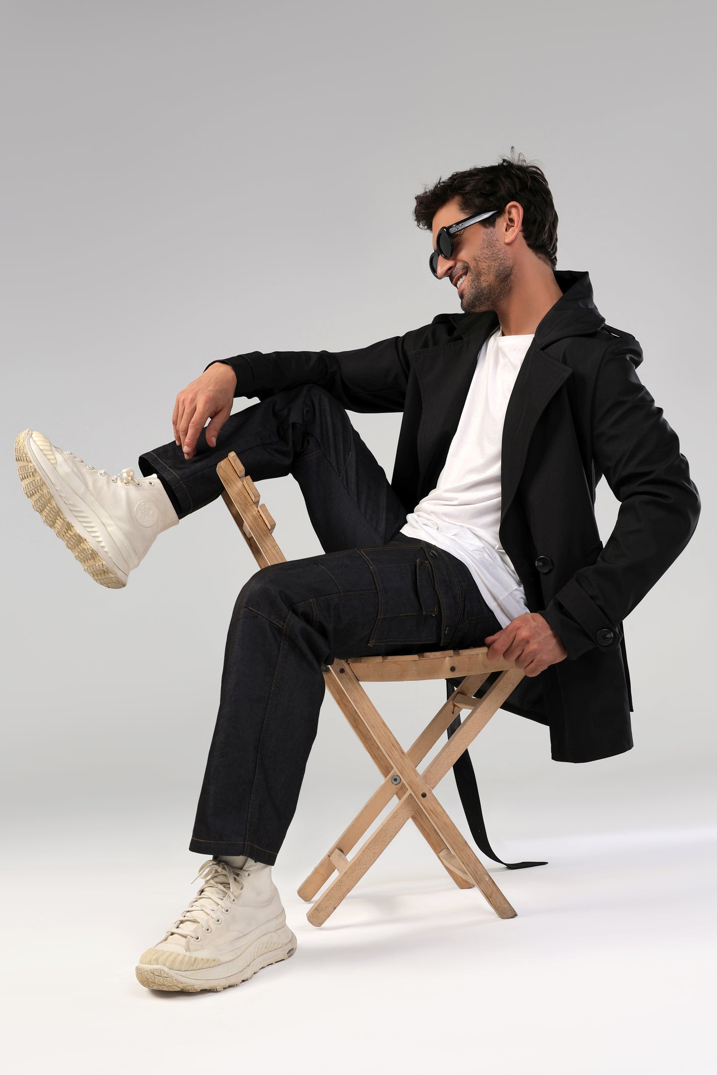 The Regent Trench - Black